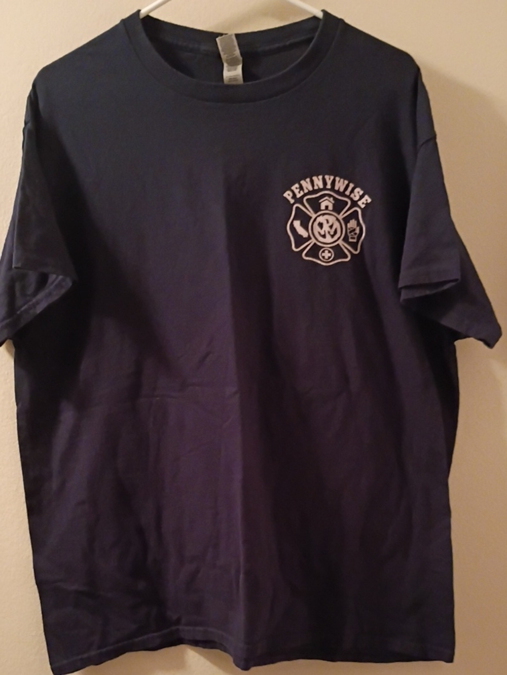 Pennywise California Wildfire Victim Relief Concert T-shirt Navy Blue XL
